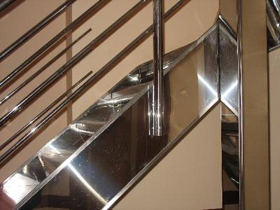 Облицовка лестниц нержавеющей сталью №2